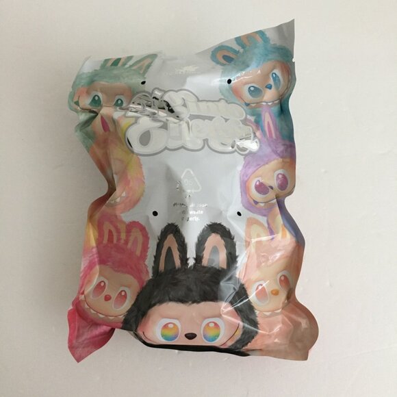 Pop Mart LABUBU BIG INTO ENERGY - LOYALTY (Open Box ) (US Seller) 100% Authentic - Picture 3 of 12